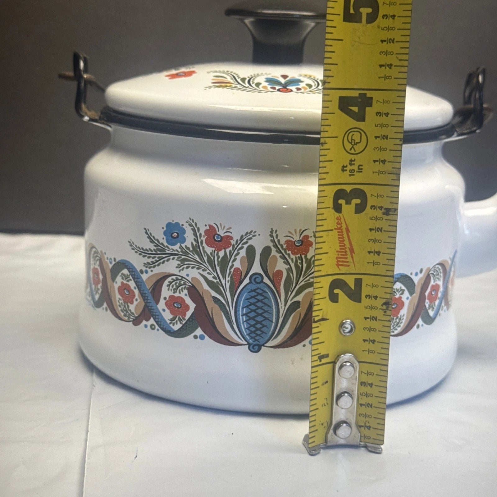 Vintage WHITE ENAMEL COUNTRY DUTCH FARMHOUSE TEAPOT/ KETTLE W/ LID, MCM | eBay