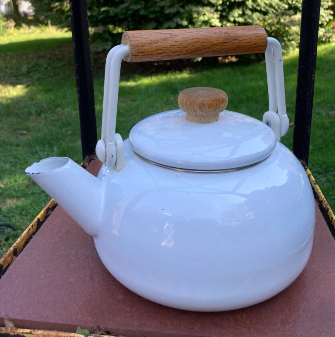 Enamel White MidCentury Tea Pot Kettle Wooden Handle & Knob Vintage | eBay