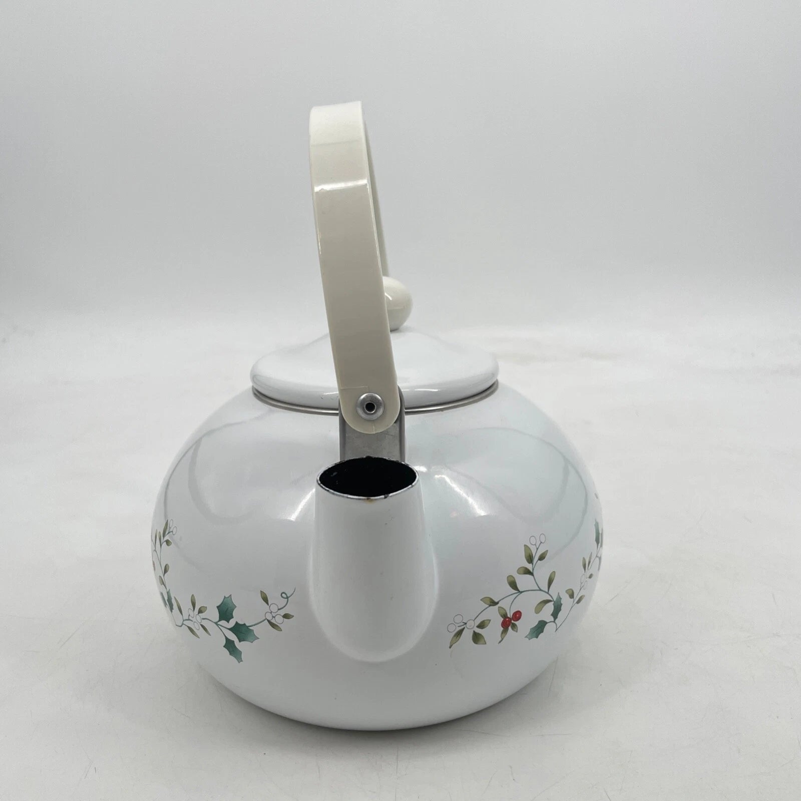 Pfaltzgraff Winterberry White 3-Quart Enamel on Steel Tea Kettle Box porcelain | eBay