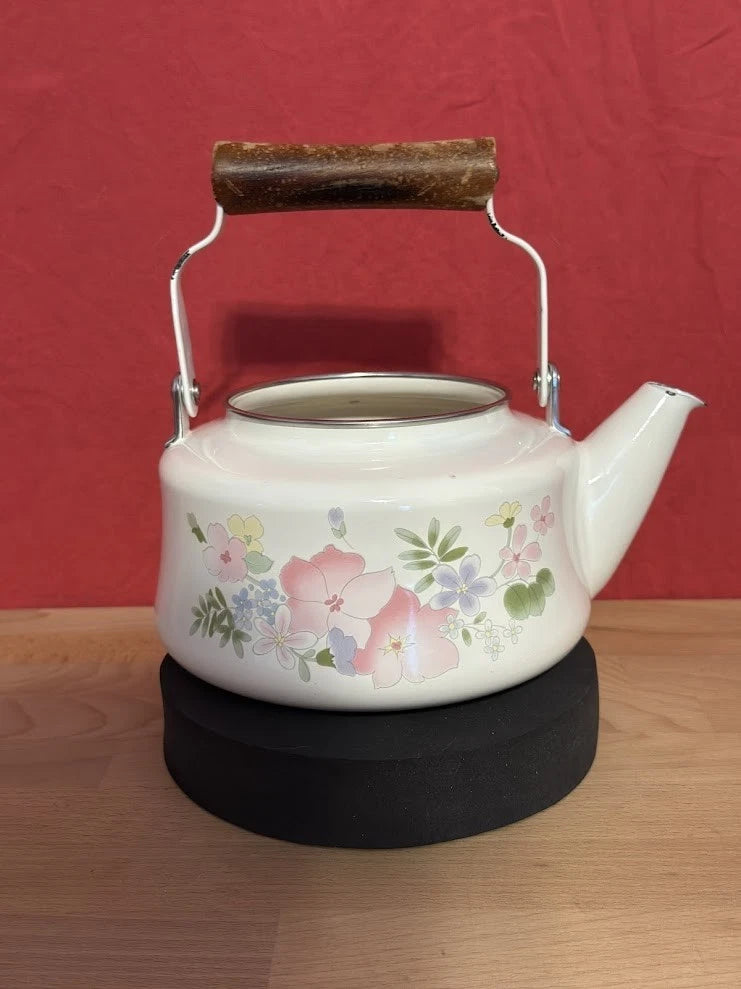 Kobe Japan VGT White Enamel Teapot Floral Flowers Cottage Tea Kettle Rustic | eBay