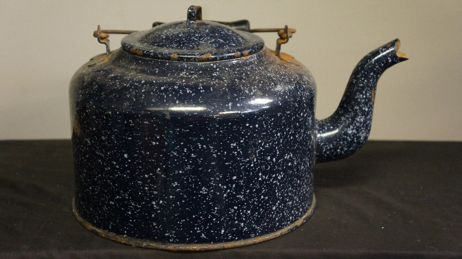 Vintage Blue Speckled Enamelware Porcelain Coffee Pot Tea Kettle Wood Handle 9" | eBay