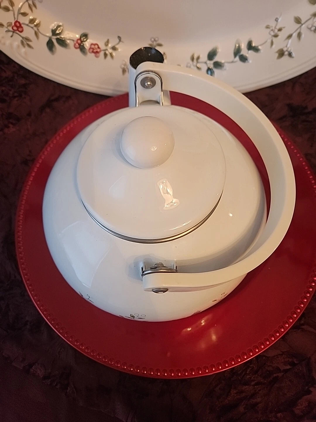 Pfaltzgraff Winterberry 2qt Teapot Kettle Porcelain Enamel on Metal Holly Berry | eBay