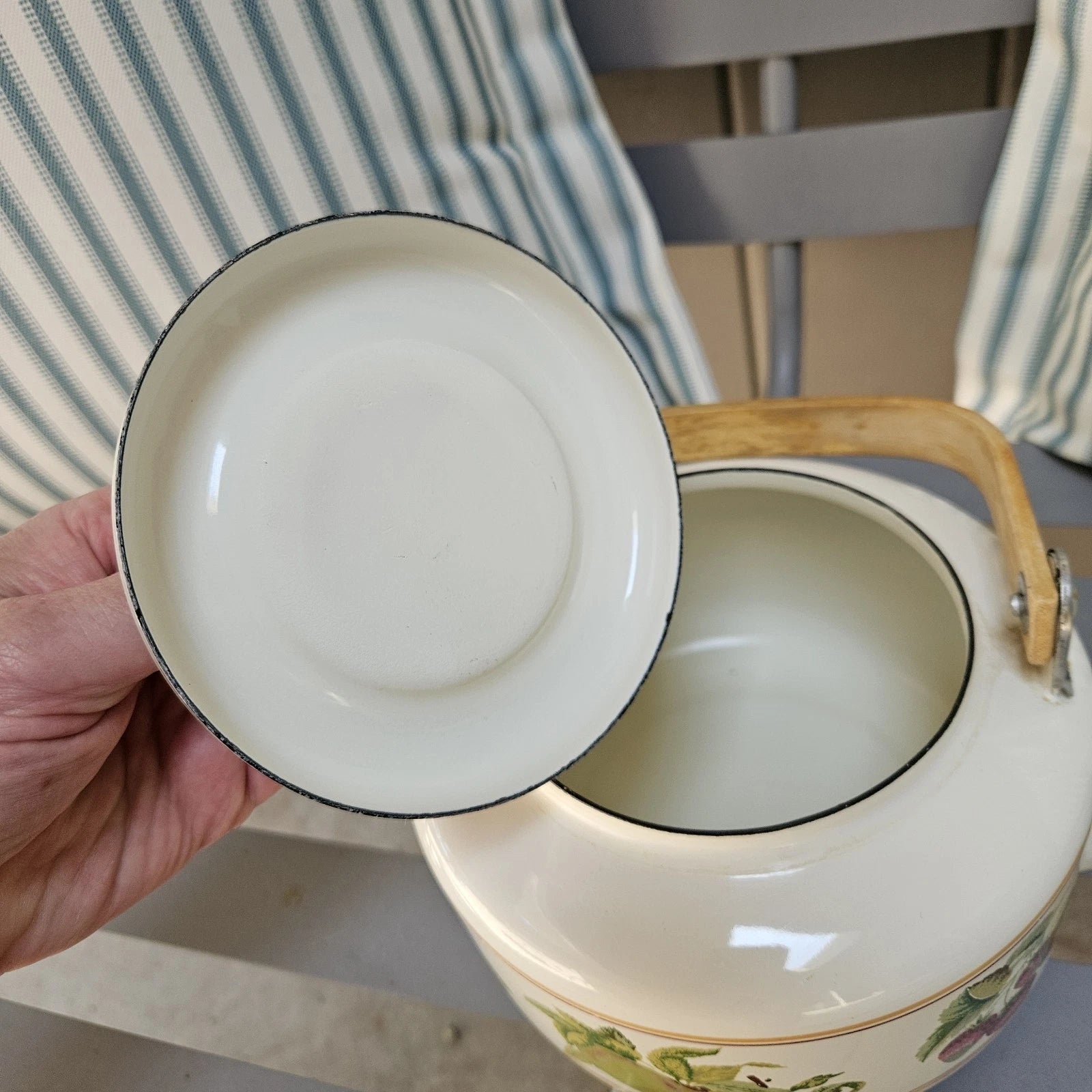 Vintage MCM Enamel Tea Kettle Teapot Bamboo Handle Fruit Print Cream Color NICE! | eBay