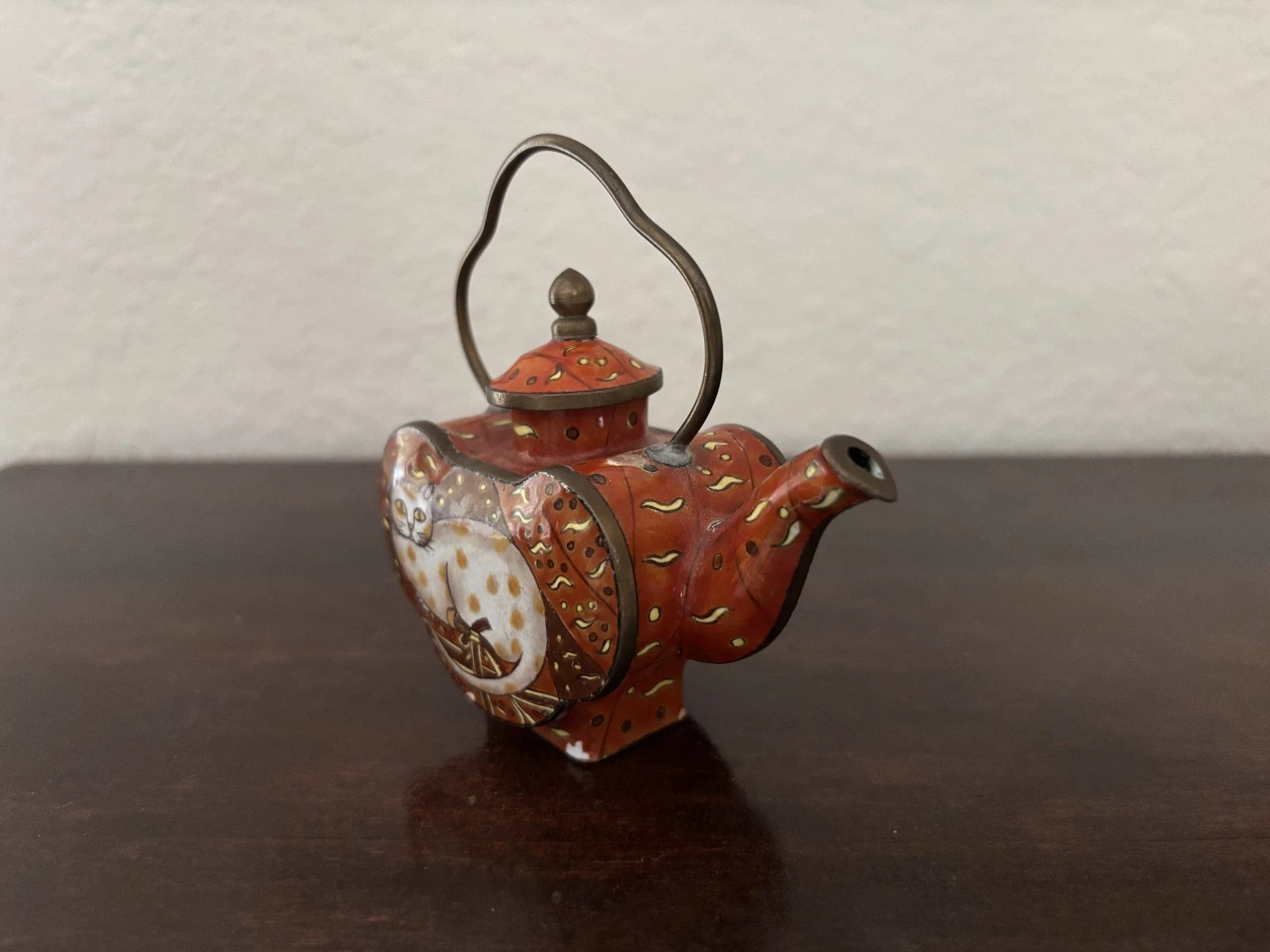 Miniature Enamel Teapot White Cat on Red Background | eBay