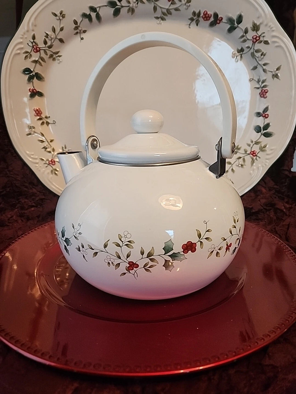 Pfaltzgraff Winterberry 2qt Teapot Kettle Porcelain Enamel on Metal Holly Berry | eBay