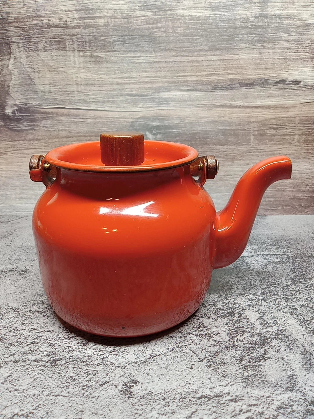 Vtg MCM Tea Kettle Teapot Enamel Wood Handle w/ lid RUST ORANGE | eBay
