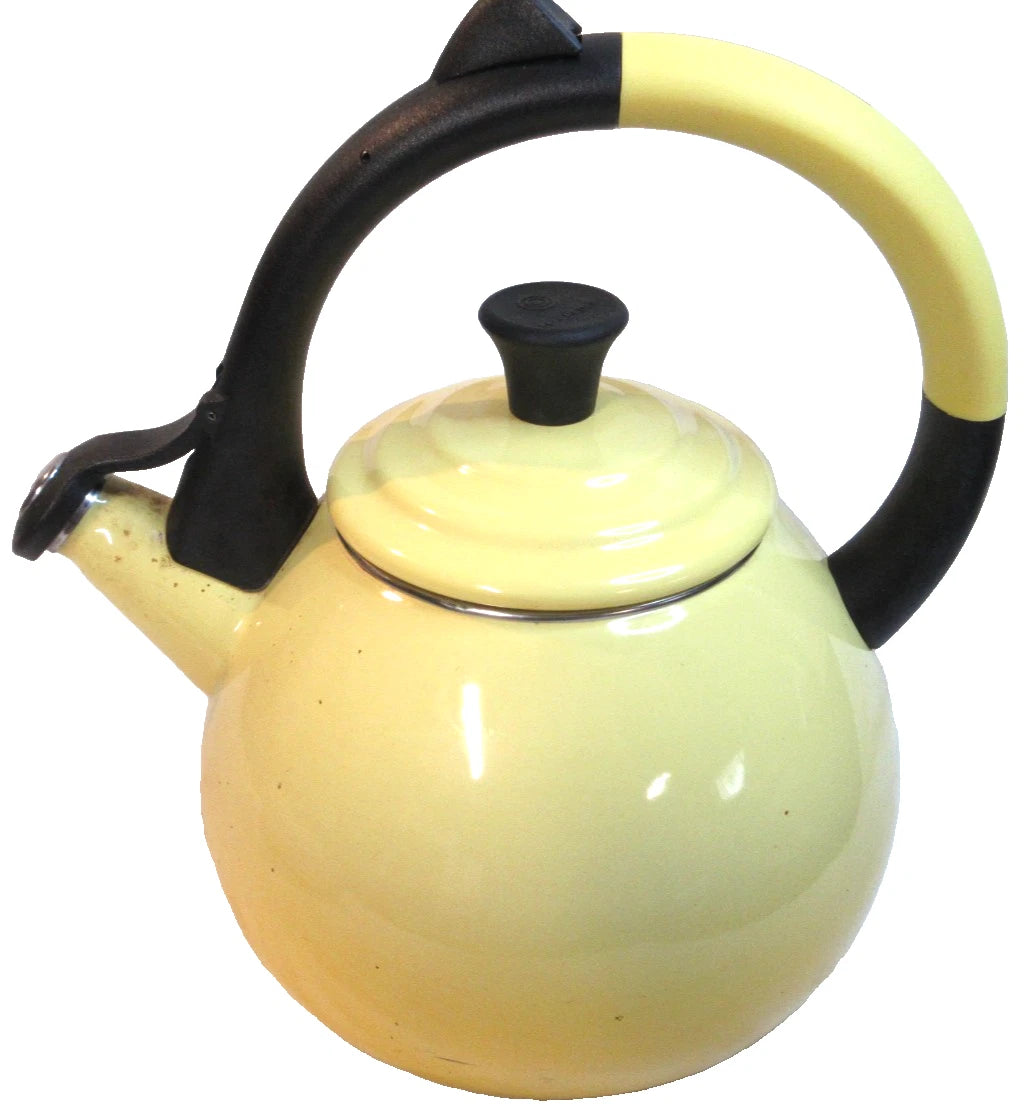 LECREUSET~YELLOW ENAMEL & BLACK WHISTLING TEAPOT~9 3/4" TALL~1.6QT | eBay