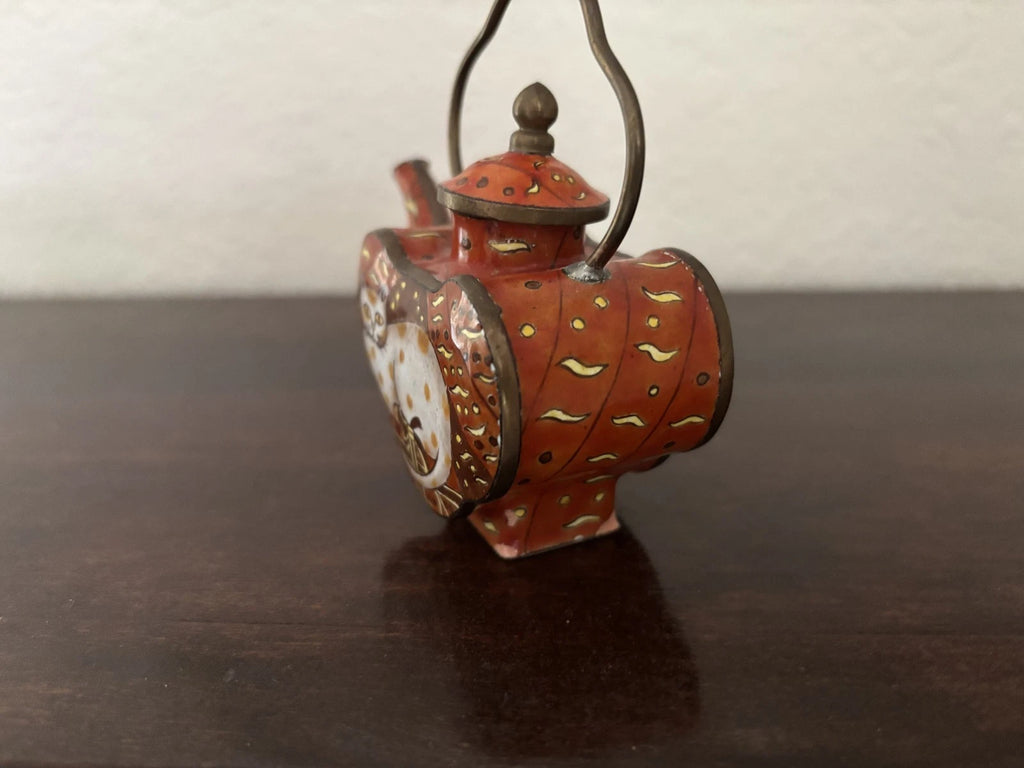 Miniature Enamel Teapot White Cat on Red Background | eBay