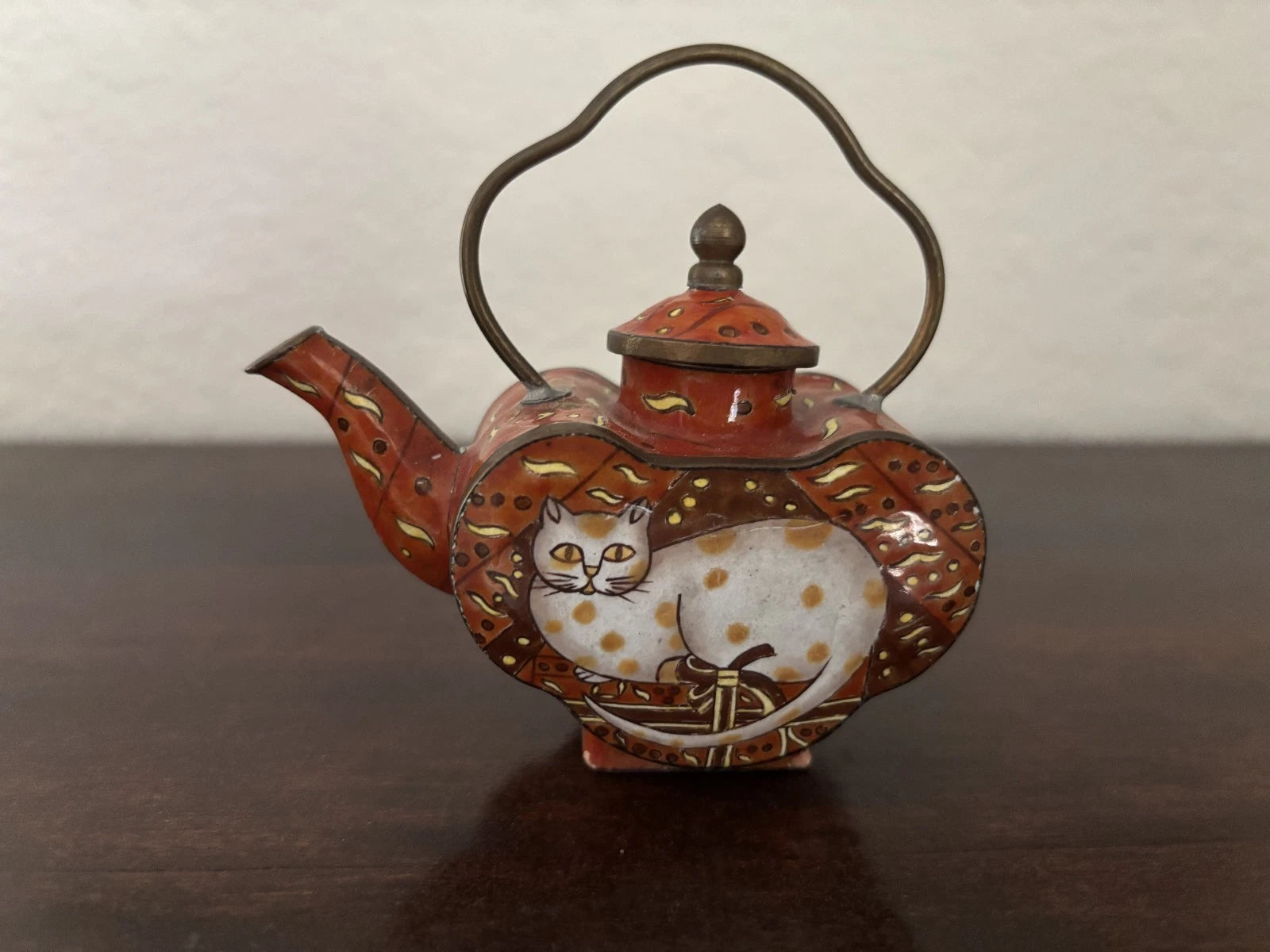 Miniature Enamel Teapot White Cat on Red Background | eBay
