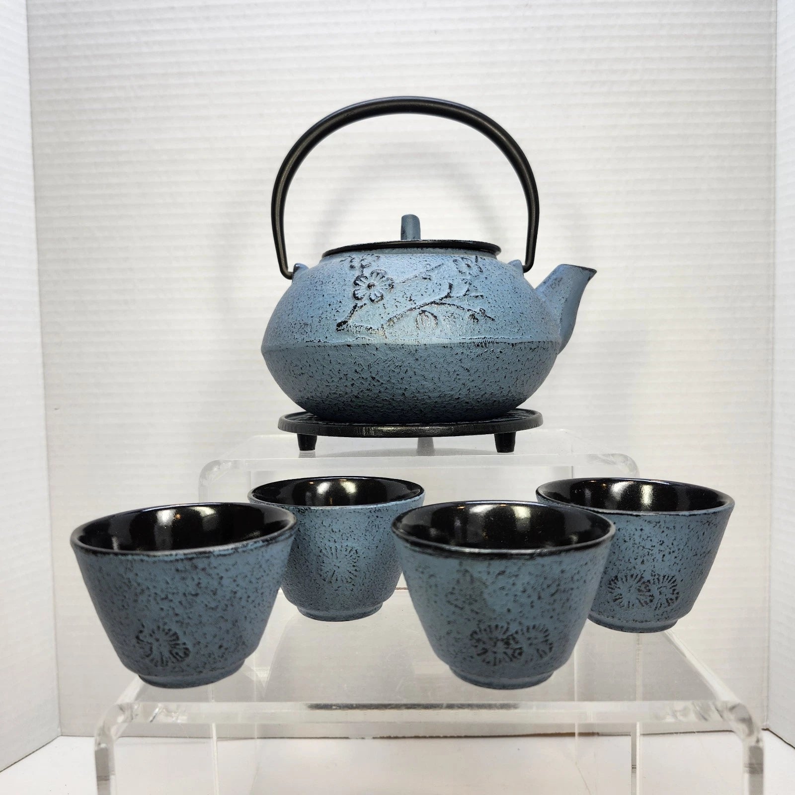 28 oz Cast Iron Teapot Tea Kettle Enamel Interior w/ Infuser Trivet & 4 Cups NEW | eBay