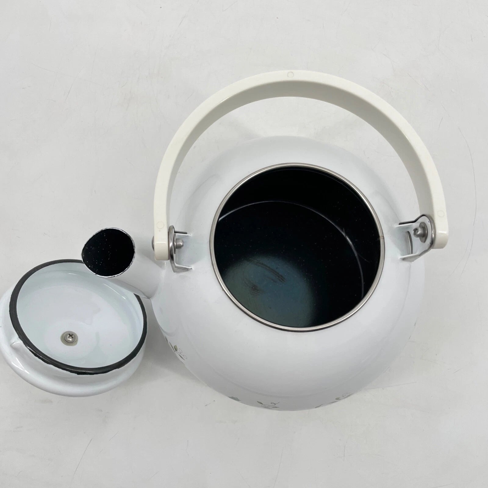 Pfaltzgraff Winterberry White 3-Quart Enamel on Steel Tea Kettle Box porcelain | eBay