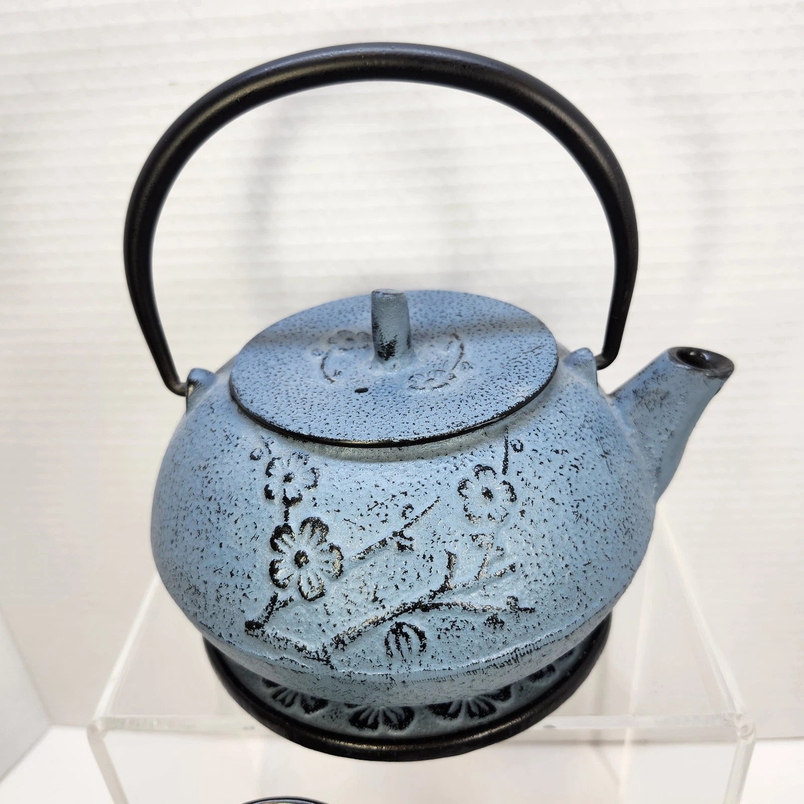 28 oz Cast Iron Teapot Tea Kettle Enamel Interior w/ Infuser Trivet & 4 Cups NEW | eBay
