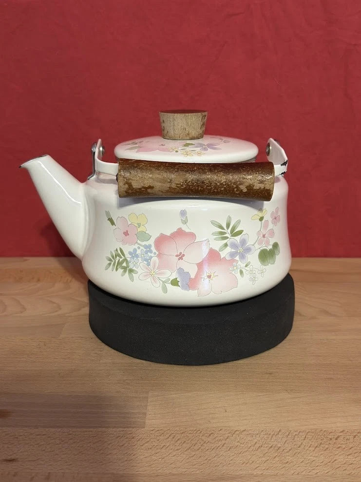 Kobe Japan VGT White Enamel Teapot Floral Flowers Cottage Tea Kettle Rustic | eBay