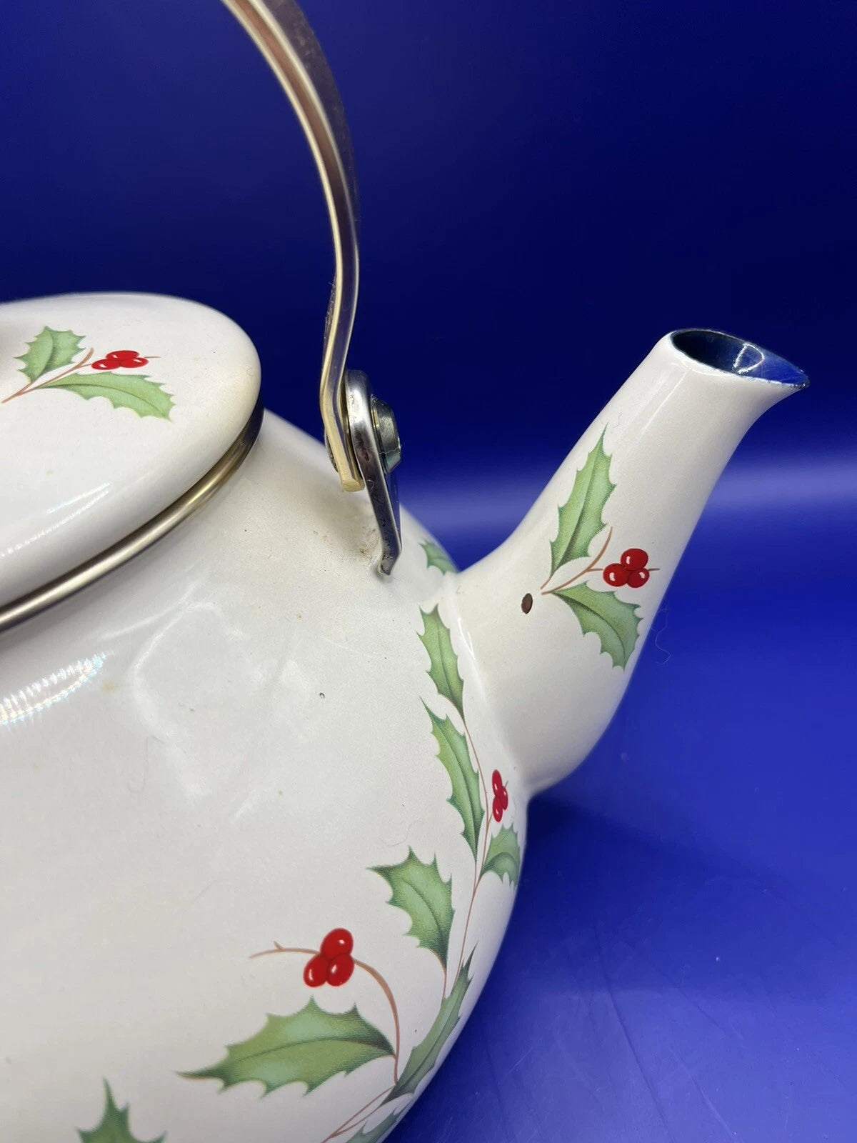 Lenox Tea Kettle Holiday Holly Berry Enamel Pot Porcelain Handle Christmas Metal | eBay