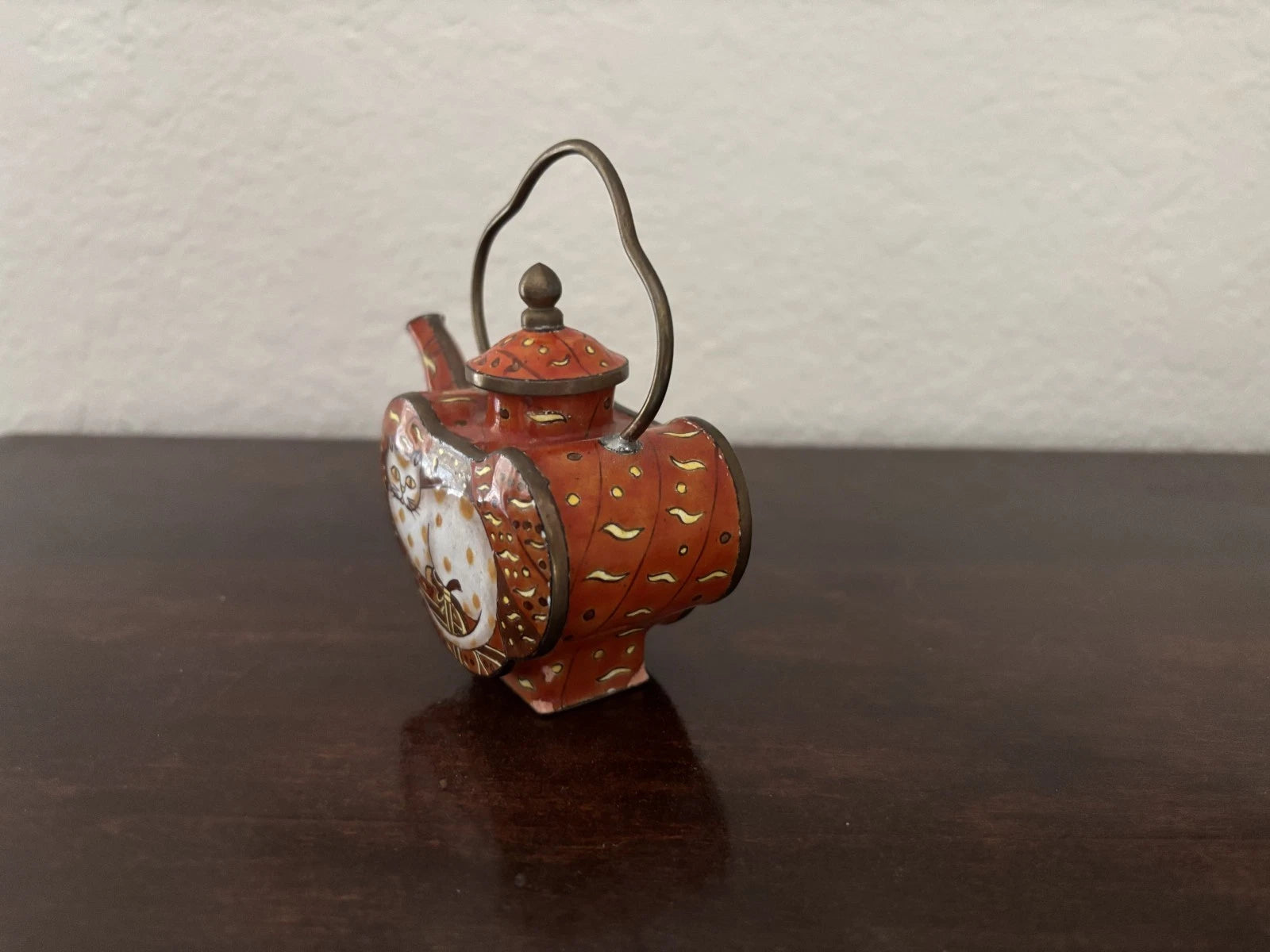 Miniature Enamel Teapot White Cat on Red Background | eBay